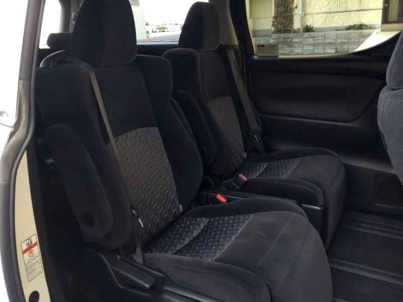 2015 Toyota Vellfire 2.5Z