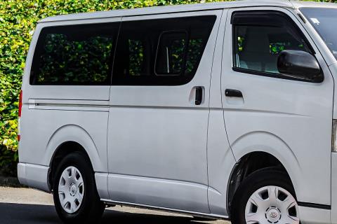 2019 Toyota Hiace ZL 5 Door - Thumbnail