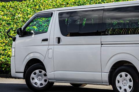 2019 Toyota Hiace ZL 5 Door - Thumbnail