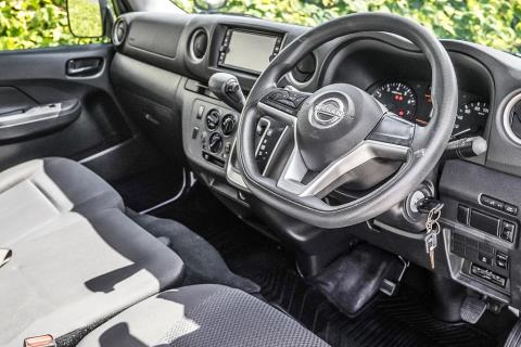 2022 Nissan NV350 / Caravan 5 Door - Thumbnail
