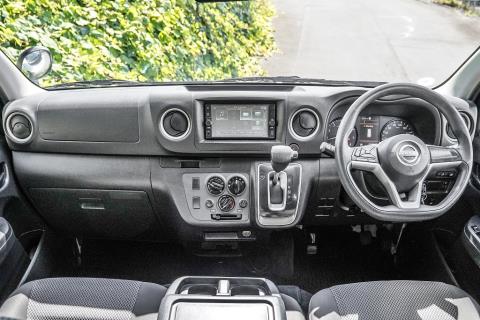 2022 Nissan NV350 / Caravan 5 Door - Thumbnail