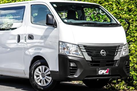2022 Nissan NV350 / Caravan 5 Door - Thumbnail