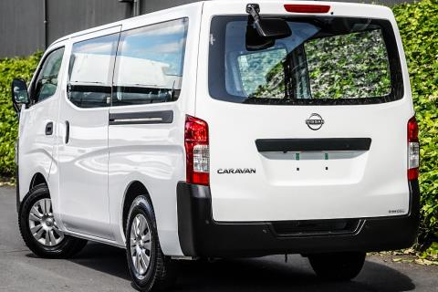 2022 Nissan NV350 / Caravan 5 Door - Thumbnail