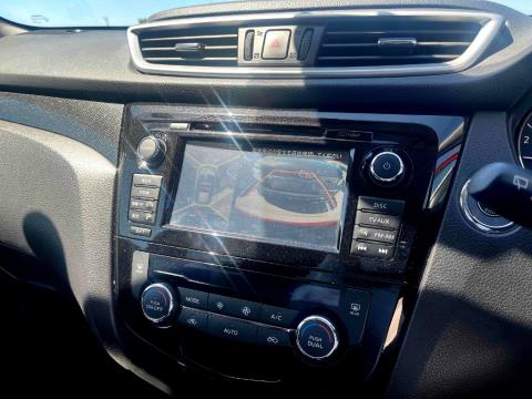 2016 Nissan X-trail 4WD 7 Seater - Thumbnail