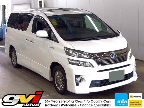 2014 Toyota Vellfire Hybrid ZR 4WD - Thumbnail