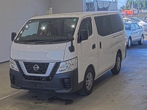 2020 Nissan NV350 5 Door - Thumbnail
