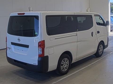 2020 Nissan NV350 5 Door - Thumbnail
