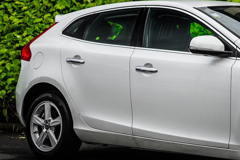 2014 Volvo V40 T4