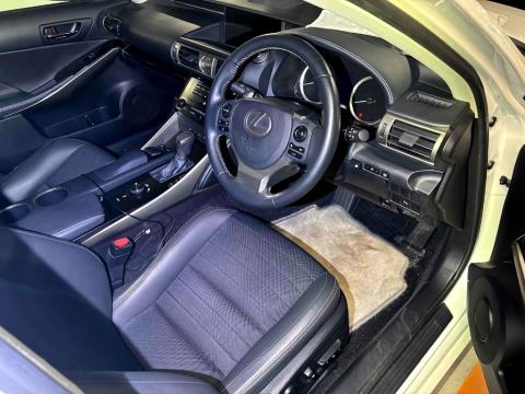 2013 Lexus IS 350 - Thumbnail