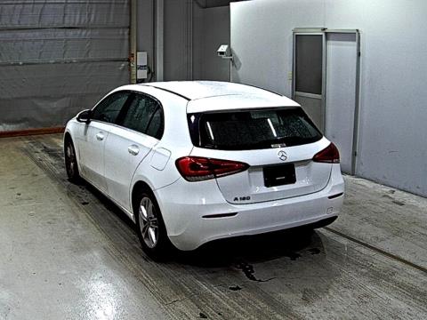 2020 Mercedes Benz A 180 - Thumbnail