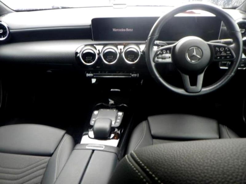 2020 Mercedes Benz A 180
