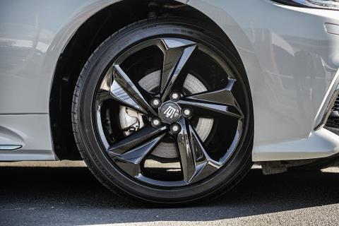 2020 Toyota Crown RS Hybrid - Thumbnail