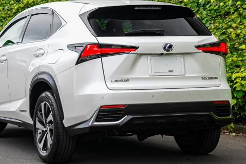 2019 Lexus NX 300h - Thumbnail
