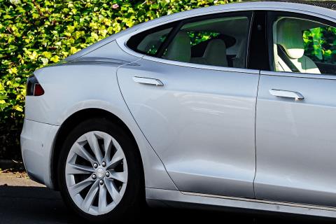 2018 Tesla Model S 75D AWD - Thumbnail