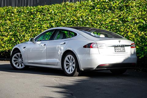 2018 Tesla Model S 75D AWD - Thumbnail
