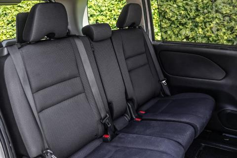 2018 Nissan Serena Hybrid 8 Seat - Thumbnail