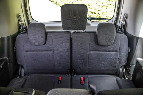 2018 Nissan Serena Hybrid 8 Seat - Thumbnail