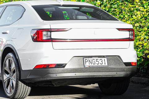 2022 Polestar 2 SRSM 69kWh - Thumbnail