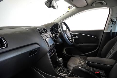 2014 Volkswagen Polo TSI 5 Door - Thumbnail