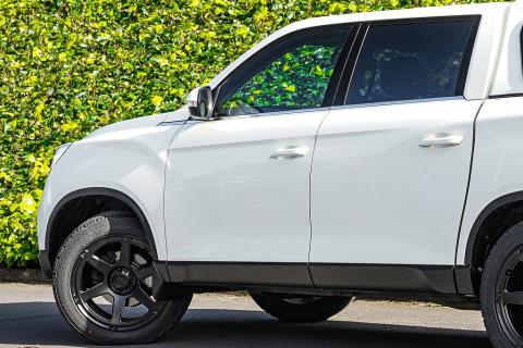 2019 SsangYong Rhino 2WD - Thumbnail
