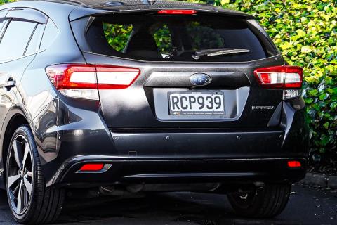 2017 Subaru Impreza 2.0i-S Sport - Thumbnail