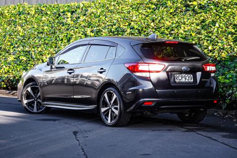 2017 Subaru Impreza 2.0i-S Sport - Thumbnail
