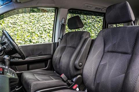 2011 Honda Step Wagon - Thumbnail