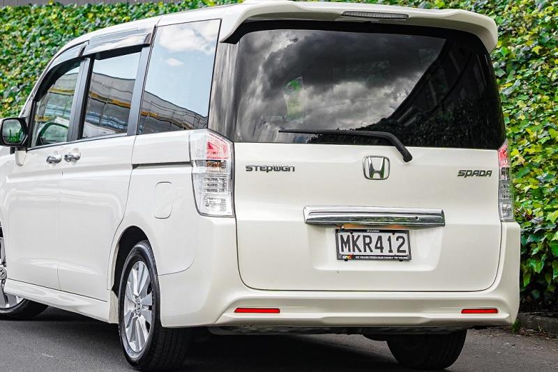 2011 Honda Step Wagon