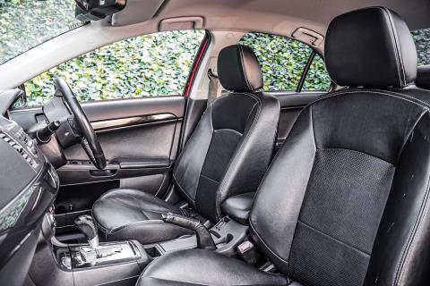 2012 Mitsubishi Lancer Sedan - Thumbnail
