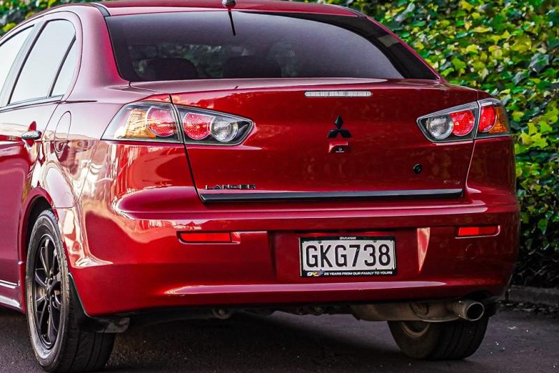 2012 Mitsubishi Lancer Sedan