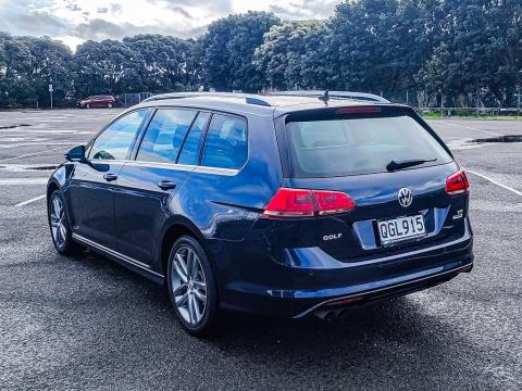 2015 Volkswagen Golf TSI Wagon R Line - Thumbnail
