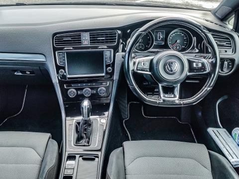 2015 Volkswagen Golf TSI Wagon R Line - Thumbnail