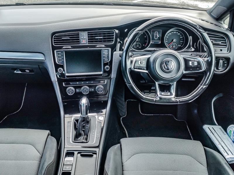 2015 Volkswagen Golf TSI Wagon R Line