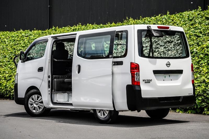 2017 Nissan NV350 / Caravan