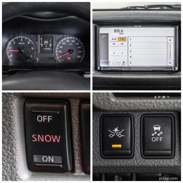 2017 Nissan NV350 9 Seater - Thumbnail