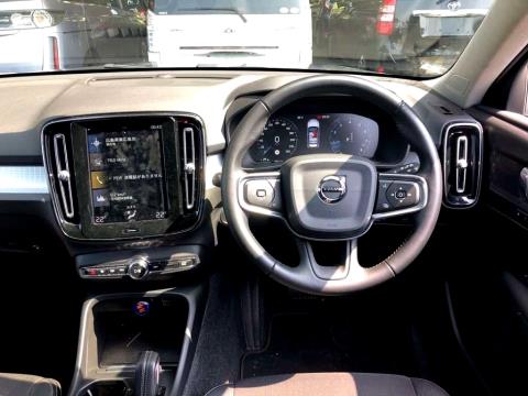 2018 Volvo XC40 T4 - Thumbnail