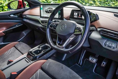 2023 Volkswagen ID.4 Pro 82 kWh - Thumbnail