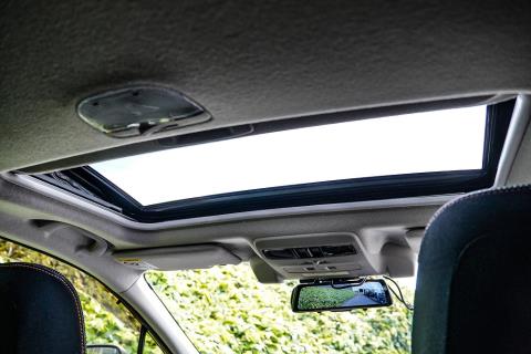 2016 Subaru XV 2.0i-L 4WD - Thumbnail