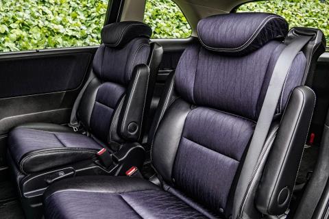 2015 Honda Odyssey Absolute 20th Ann - Thumbnail