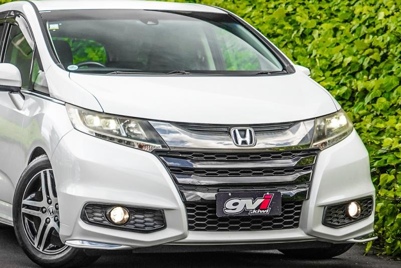 2015 Honda Odyssey Absolute 20th Ann