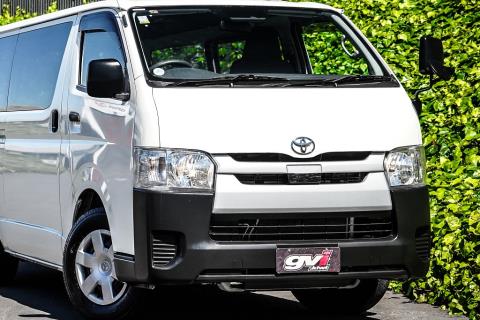 2020 Toyota Hiace ZL 5 Door - Thumbnail