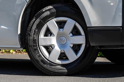 2021 Toyota Hiace ZL - Thumbnail