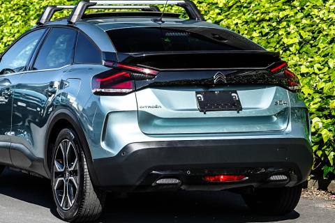 2022 Citroen e-C4 Shine Plus Electric - Thumbnail