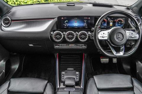 2021 Mercedes Benz EQA 250 AMG Line Premium - Thumbnail