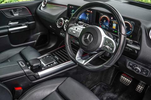 2021 Mercedes Benz EQA 250 AMG Line Premium - Thumbnail