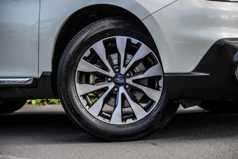 2015 Subaru Outback Limited 4WD - Thumbnail