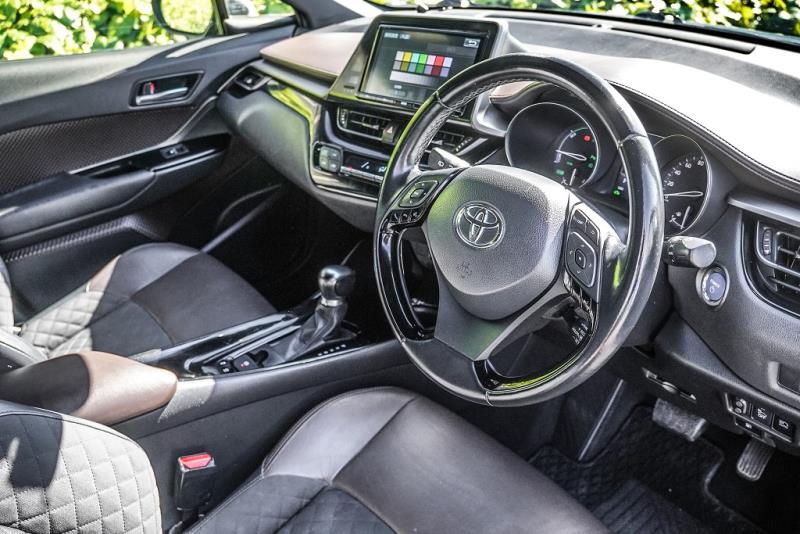 2017 Toyota C-HR G Hybrid