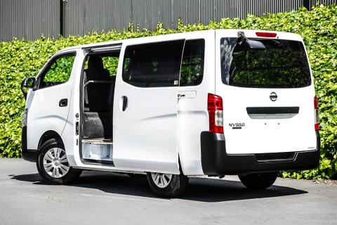 2020 Nissan NV350 / Caravan 4x4 - Thumbnail