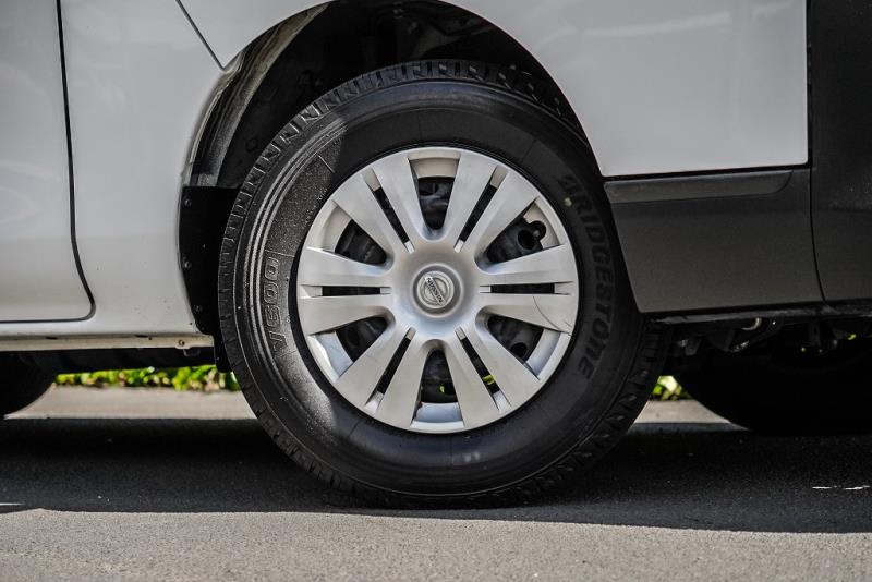 2020 Nissan NV350 / Caravan 4x4