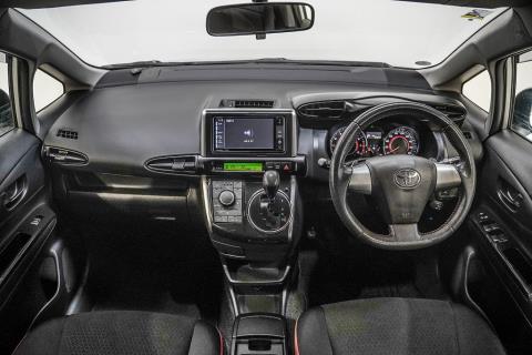 2012 Toyota Wish 2.0Z - Thumbnail